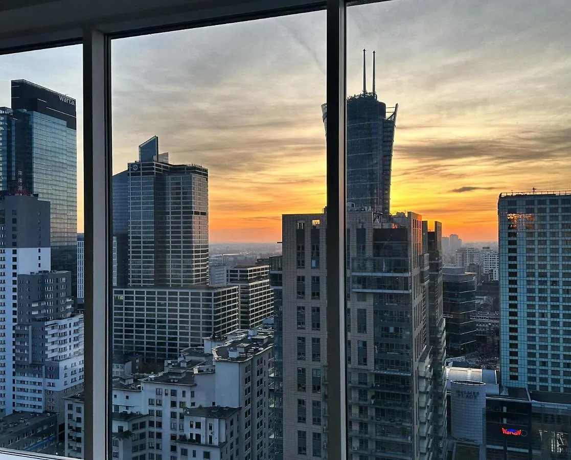 Luxurious Unique Tower Apartment With City Skyline By Renters Prestige Βαρσοβία 0*,