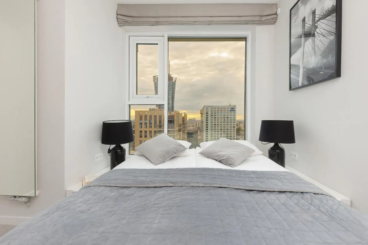 Luxurious Unique Tower Apartment With City Skyline By Renters Prestige Βαρσοβία