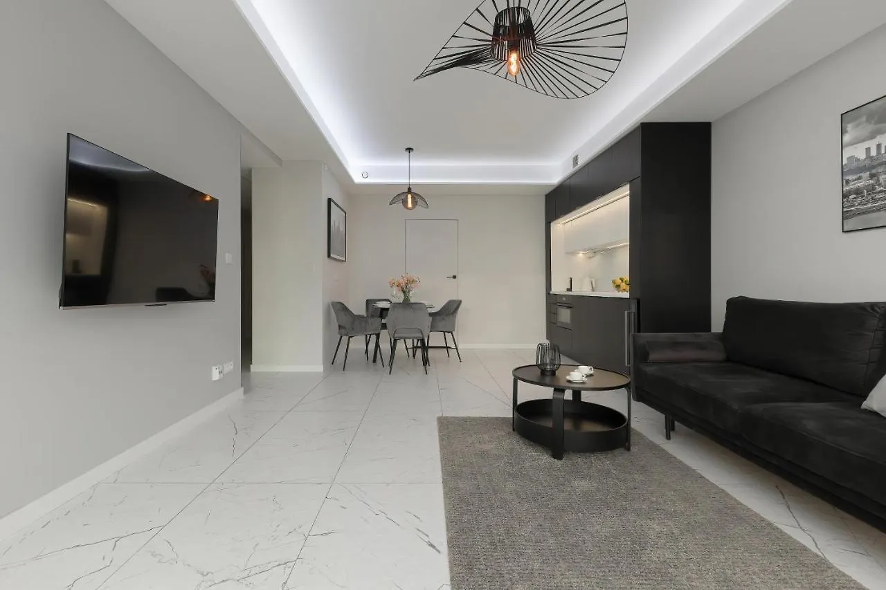 Luxurious Unique Tower Apartment With City Skyline By Renters Prestige Βαρσοβία