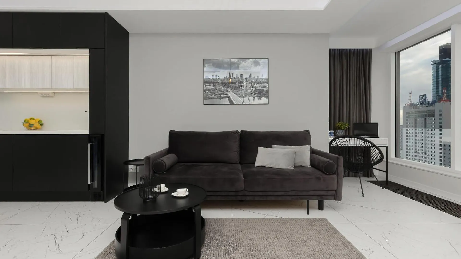Luxurious Unique Tower Apartment With City Skyline By Renters Prestige Βαρσοβία
