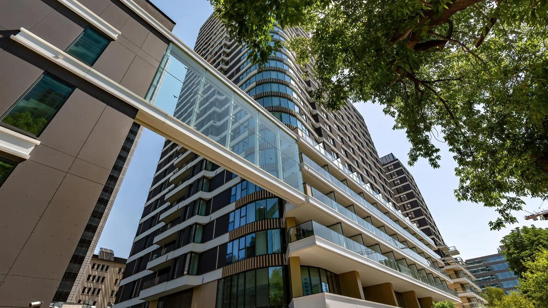 Luxurious Unique Tower Apartment With City Skyline By Renters Prestige Βαρσοβία